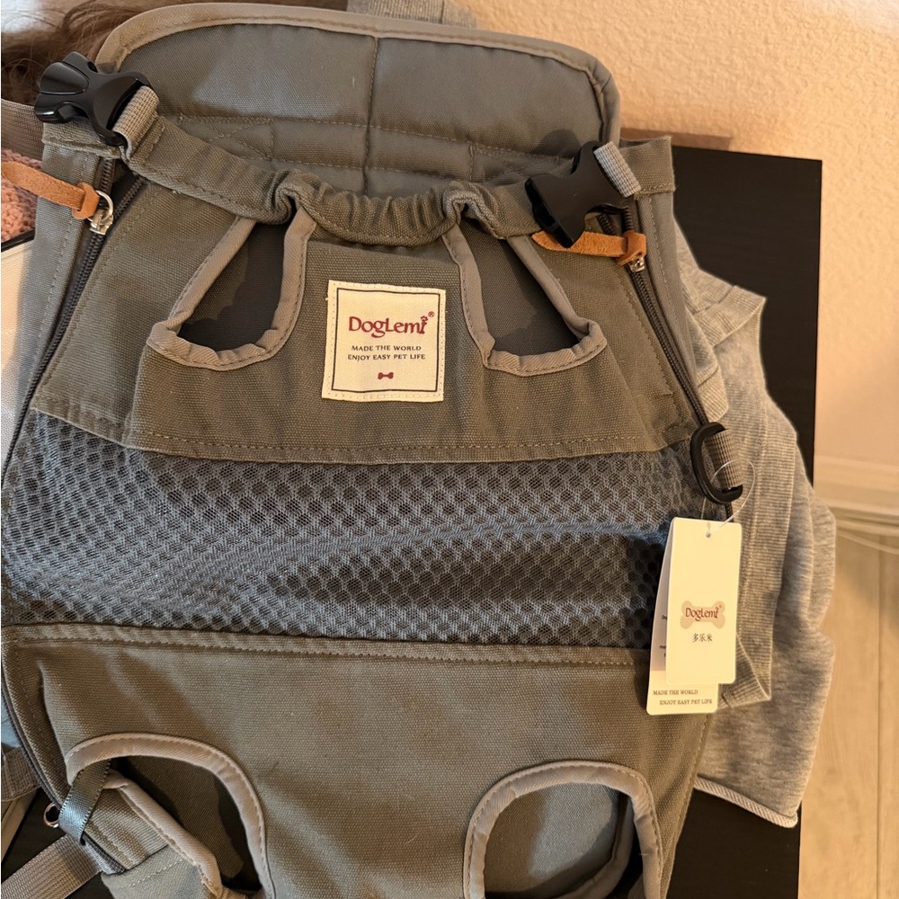 DogLemi Pet Carrier Backpack in Gray
